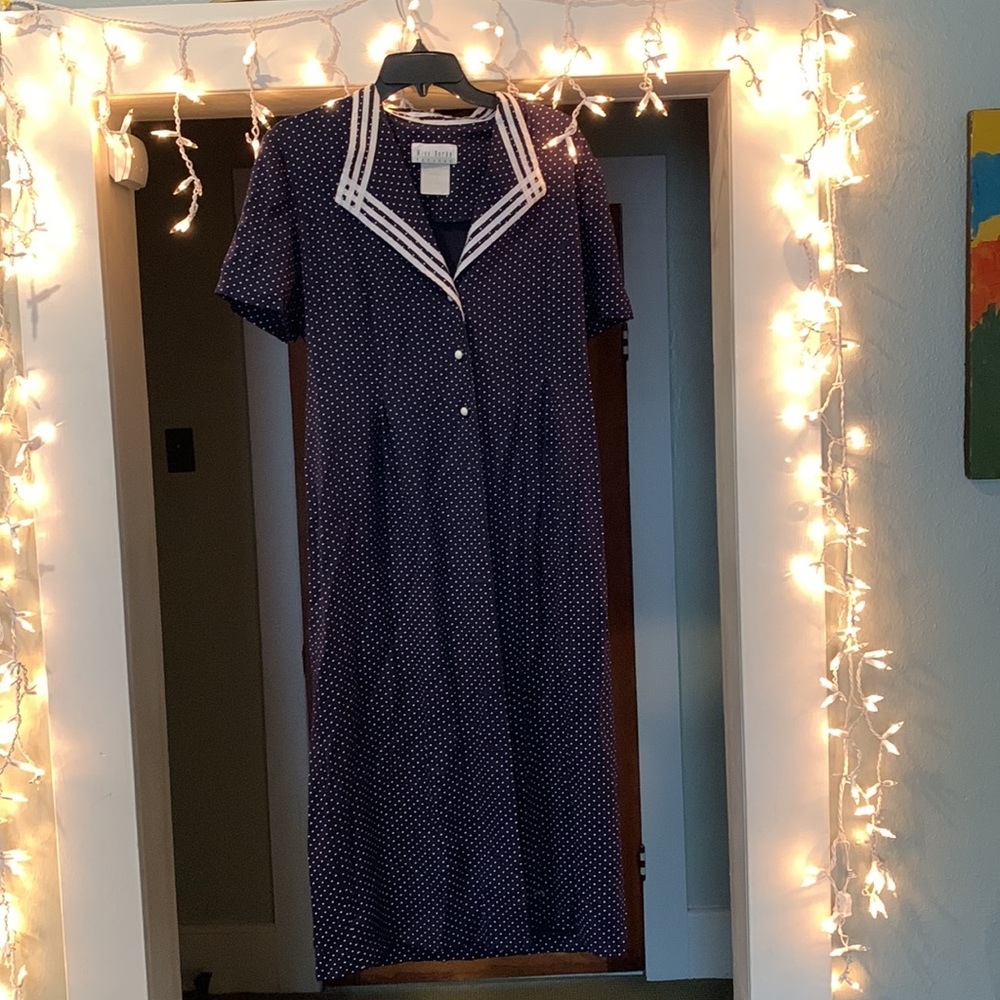 Size 14 cute sailor style vintage dress